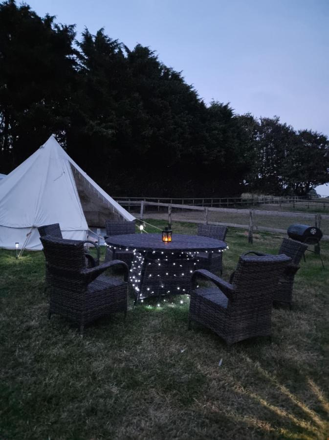 Walnut Tree Glamping 호텔 Sturry 외부 사진